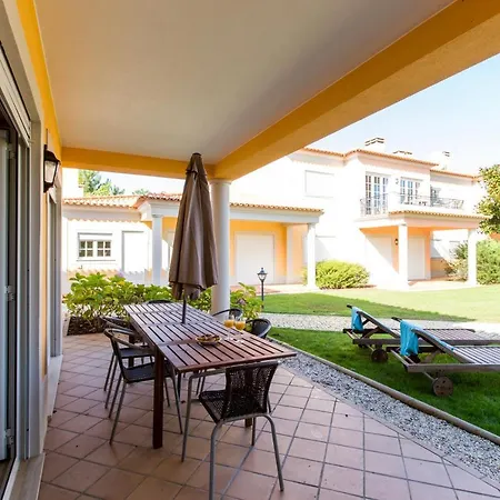 Holiday home Praia Del Rey Holiday House