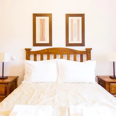 Praia Del Rey Holiday House Holiday home *