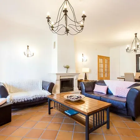 Praia Del Rey Holiday House Holiday home