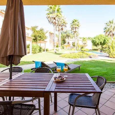 Praia Del Rey Holiday House * Praia del Rei
